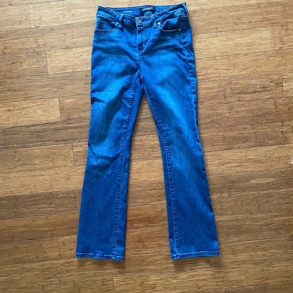 Liverpool Bootcut Jeans in Montauk Mid Blu | size 6 (28)